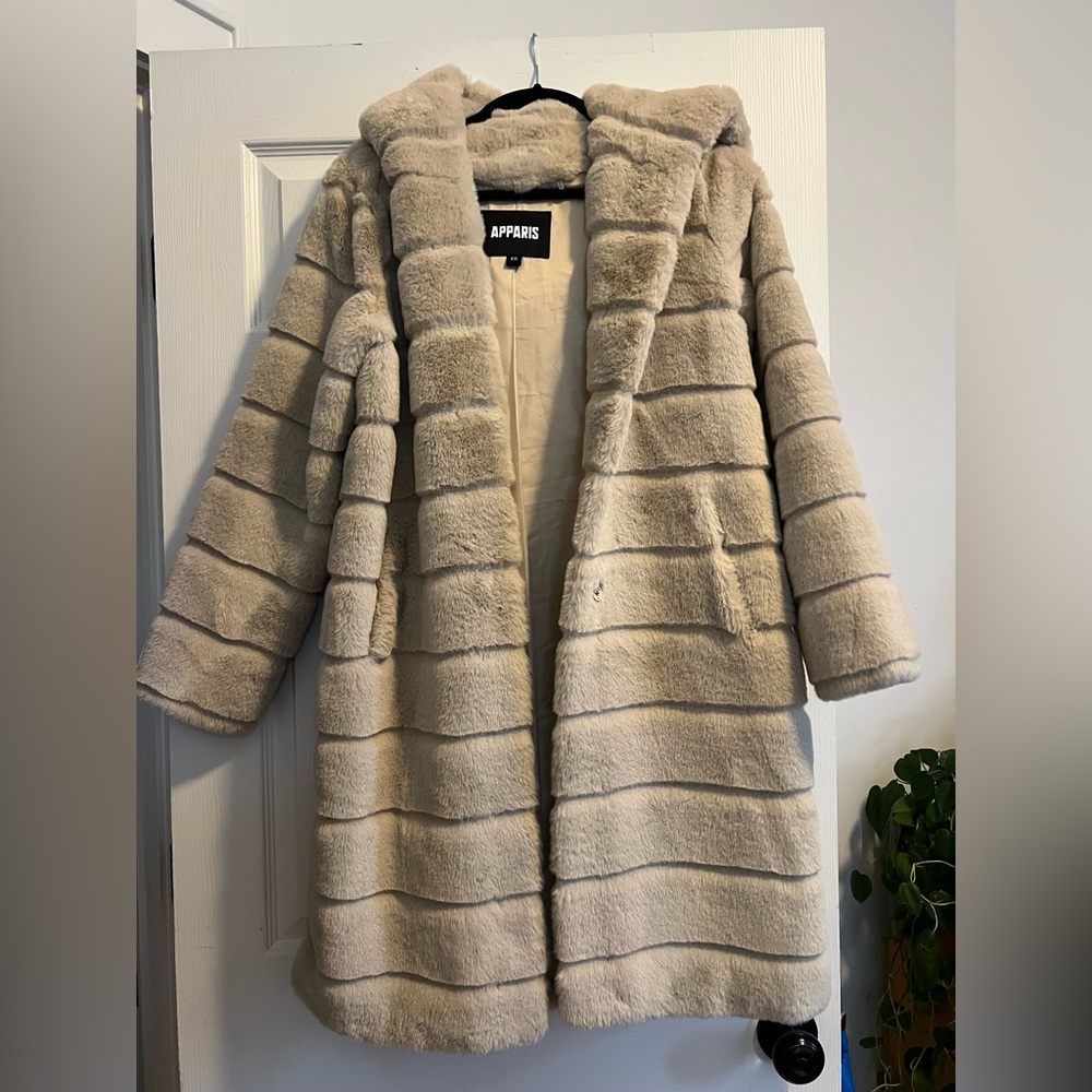 Apparis Women's Beige Teddy Jacket
